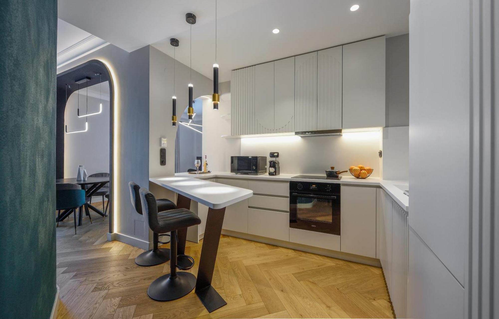 King Apartment Thessaloniki By Luxlikehome テッサロニキ エクステリア 写真