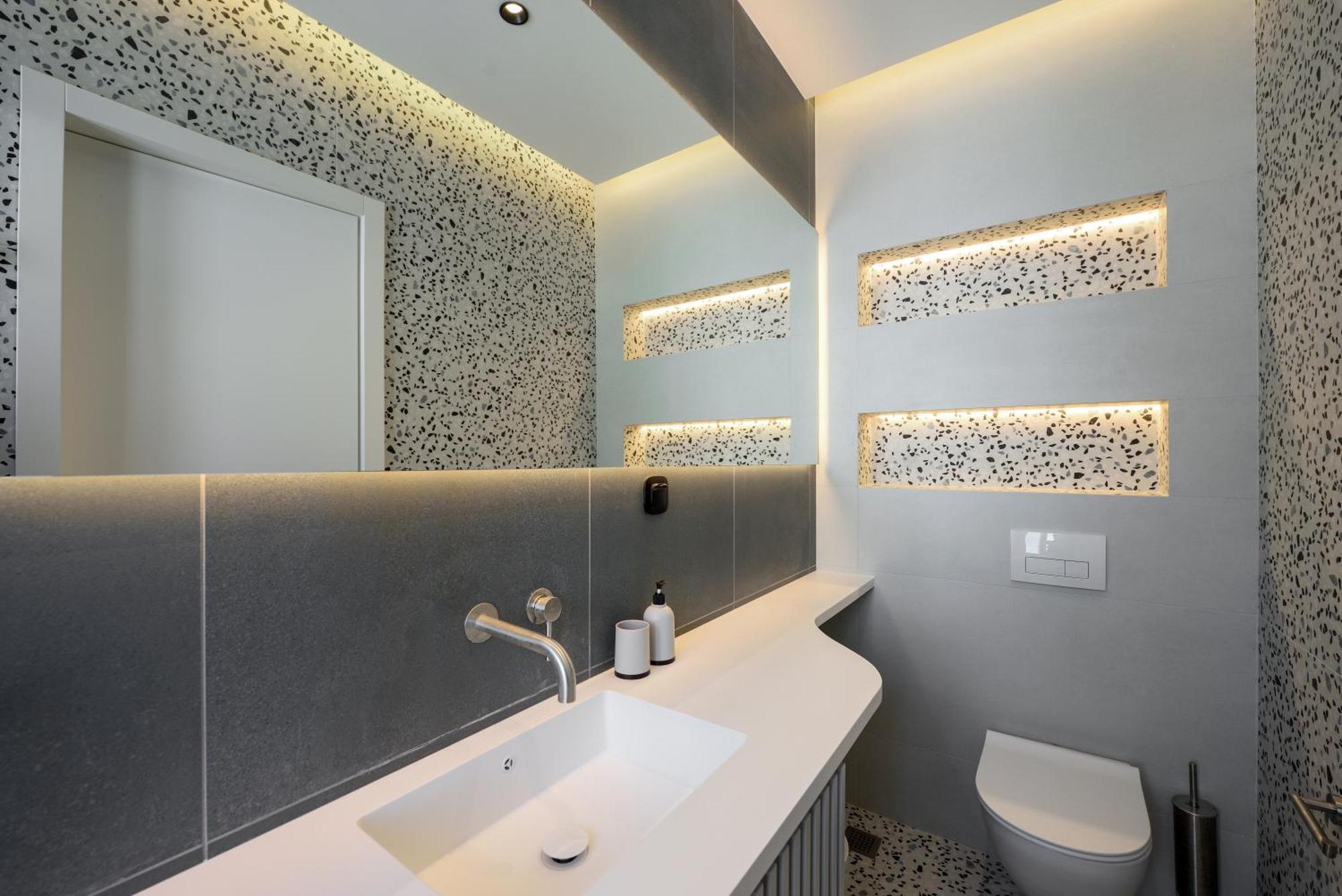 King Apartment Thessaloniki By Luxlikehome テッサロニキ エクステリア 写真