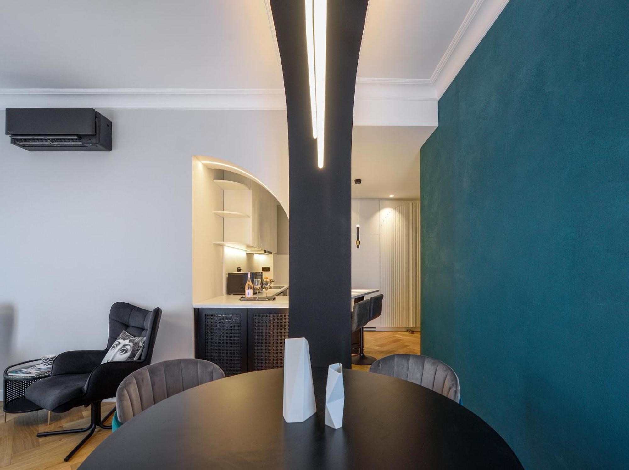 King Apartment Thessaloniki By Luxlikehome テッサロニキ エクステリア 写真