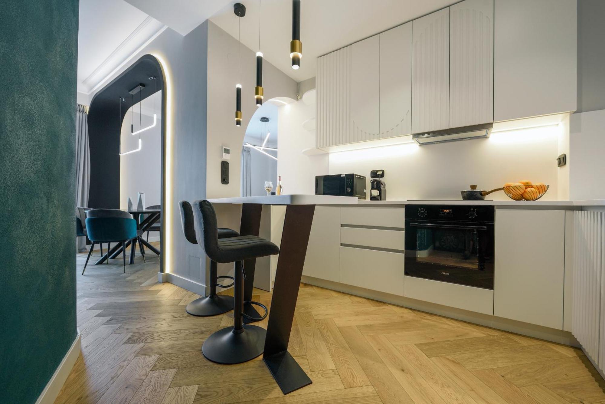 King Apartment Thessaloniki By Luxlikehome テッサロニキ エクステリア 写真