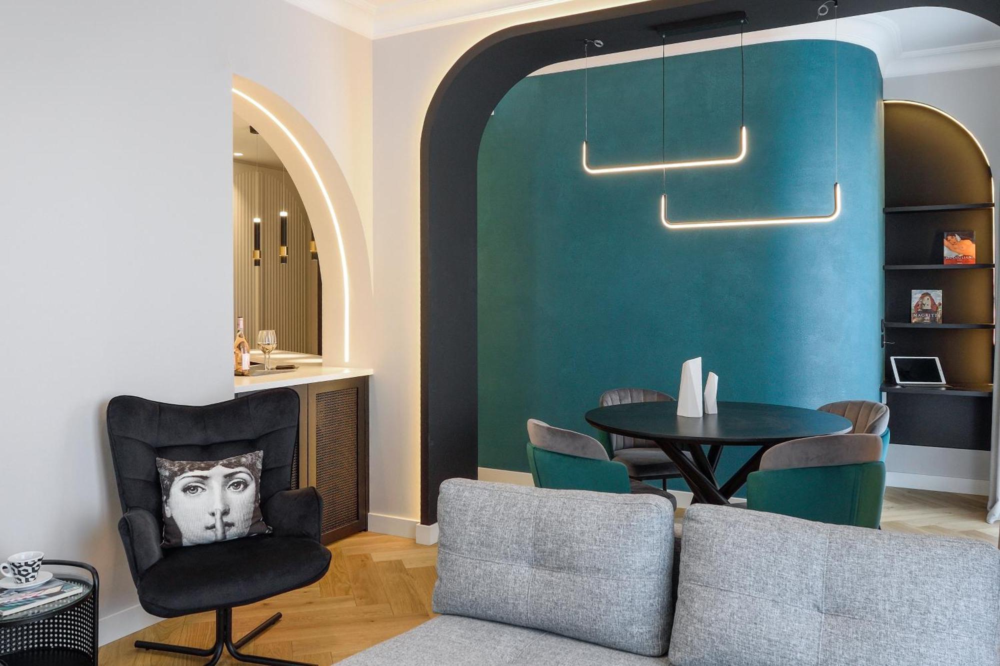 King Apartment Thessaloniki By Luxlikehome テッサロニキ エクステリア 写真