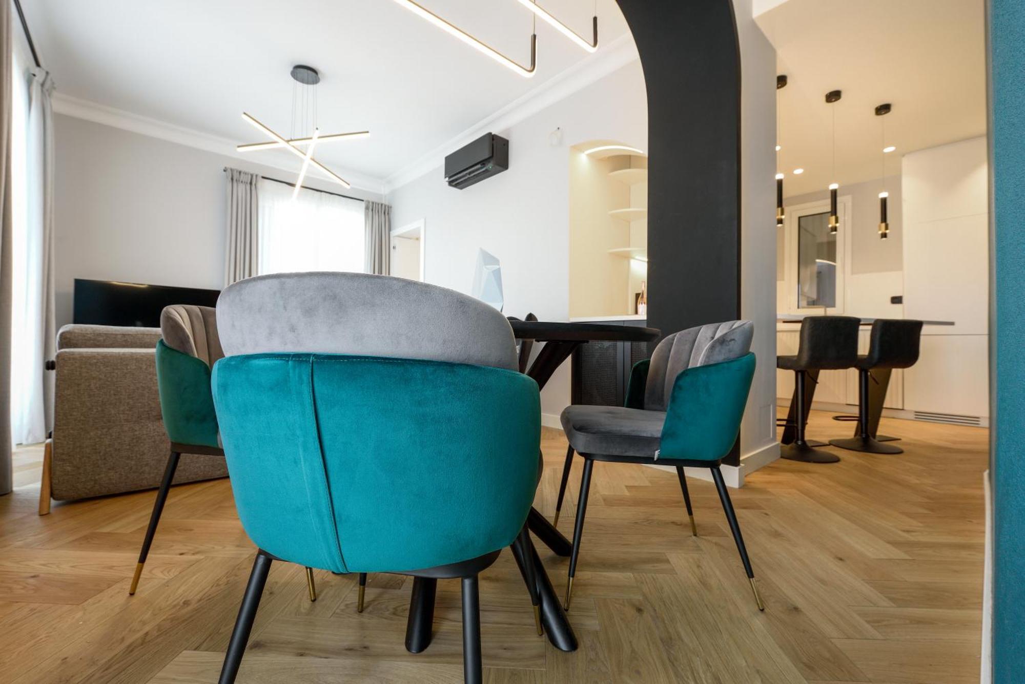 King Apartment Thessaloniki By Luxlikehome テッサロニキ エクステリア 写真
