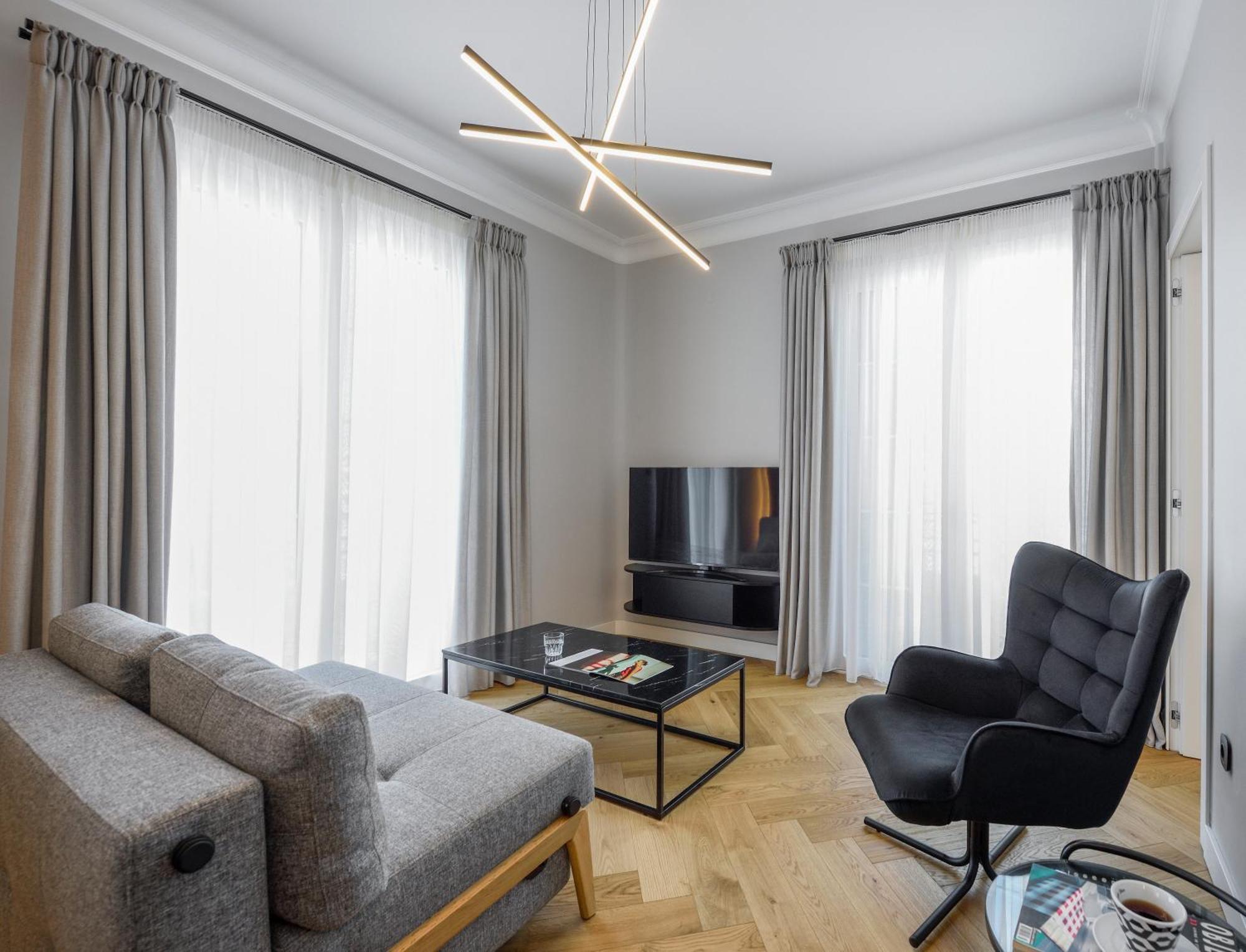 King Apartment Thessaloniki By Luxlikehome テッサロニキ エクステリア 写真
