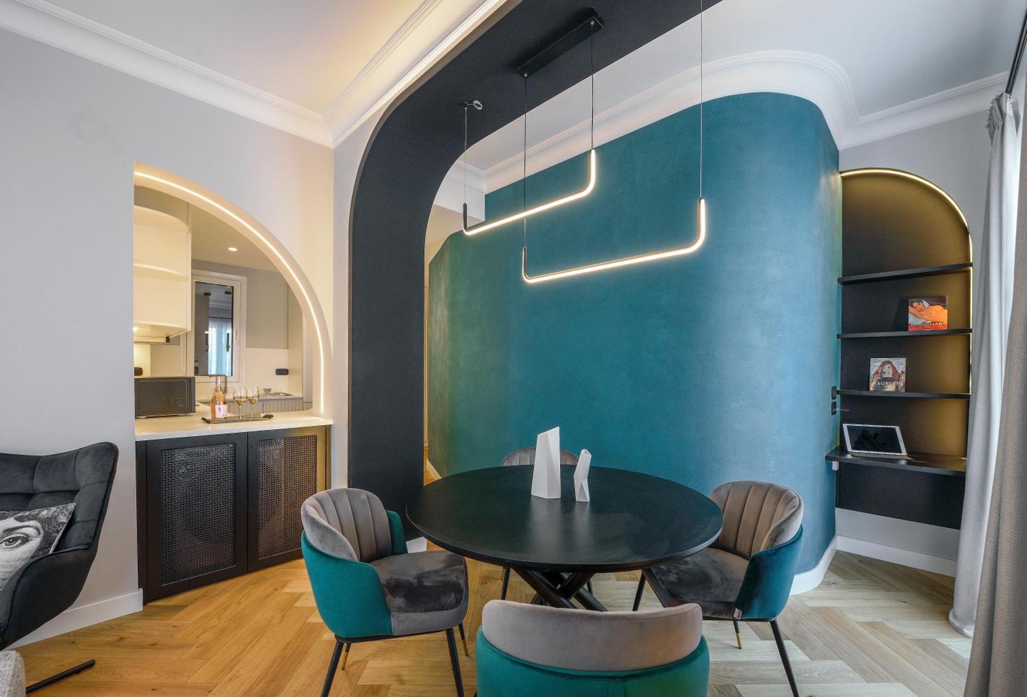 King Apartment Thessaloniki By Luxlikehome テッサロニキ エクステリア 写真