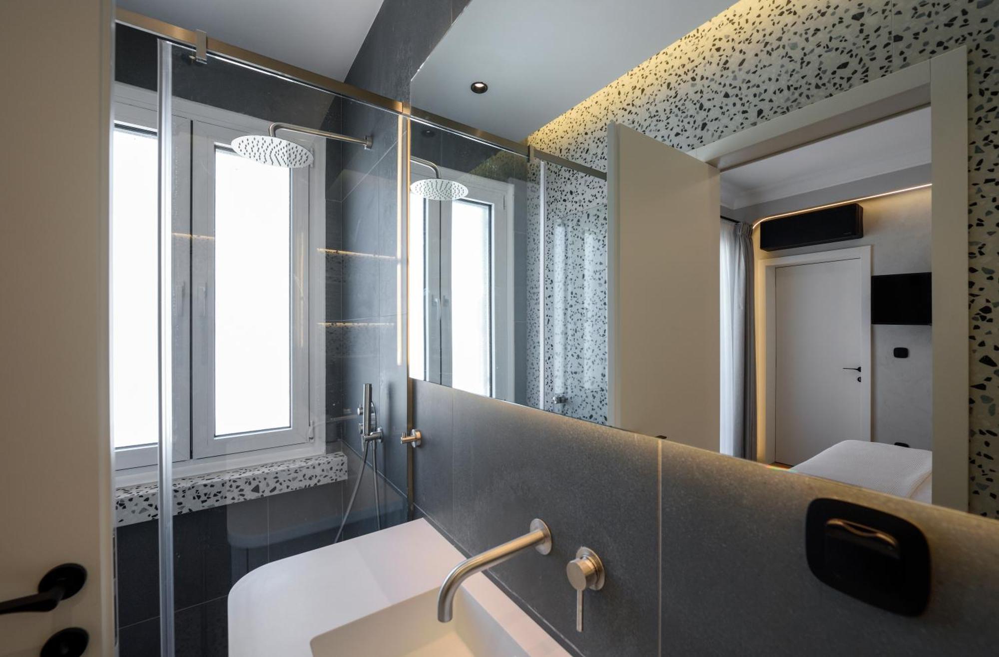 King Apartment Thessaloniki By Luxlikehome テッサロニキ エクステリア 写真